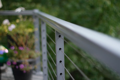 Crystalite aluminum railing with stainless steel cable